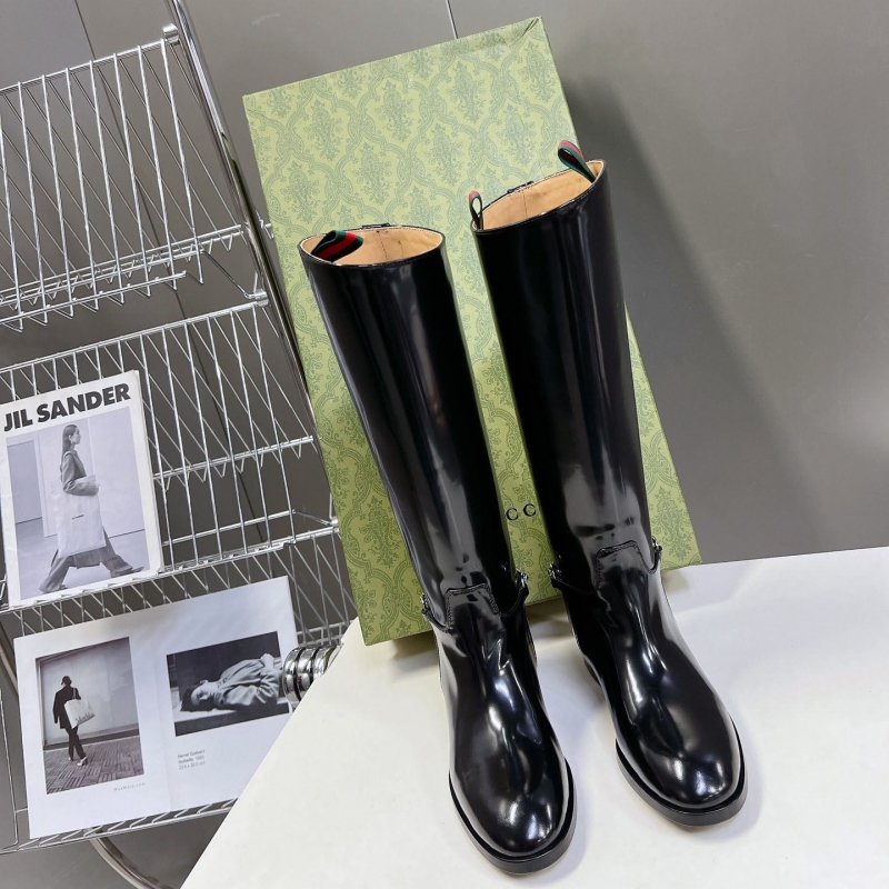 G*u*i boots